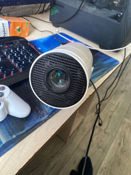 Мини LED-проектор