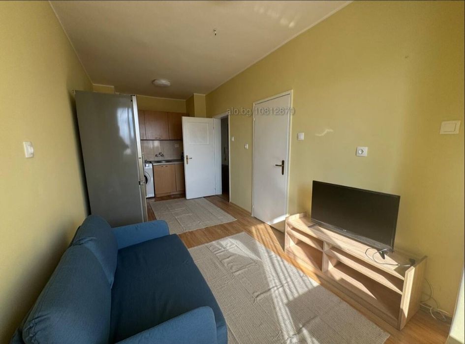 Дава се под наем Двустаен апартамент в София, Люлин 10 - 64 кв.м за 433.5 € - Снимка #2