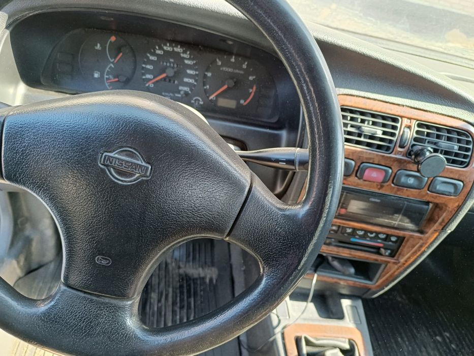 Продам машину срочно.  Цена на неделю