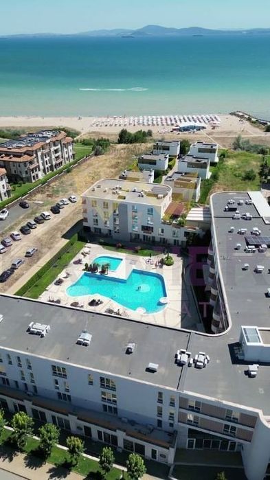 Продава се Тристаен апартамент в Бургас, Сарафово - 99 кв.м за 2061 €/кв.м - Снимка #11