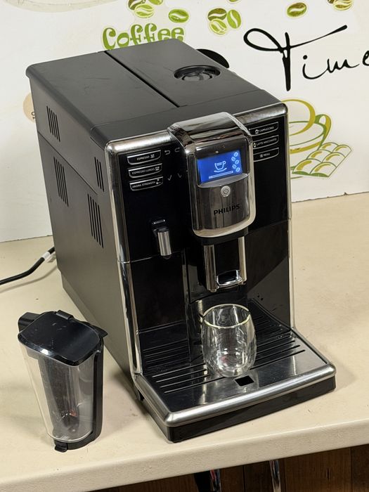 Кафемашина кафе автомат Philips Latte go с гаранция