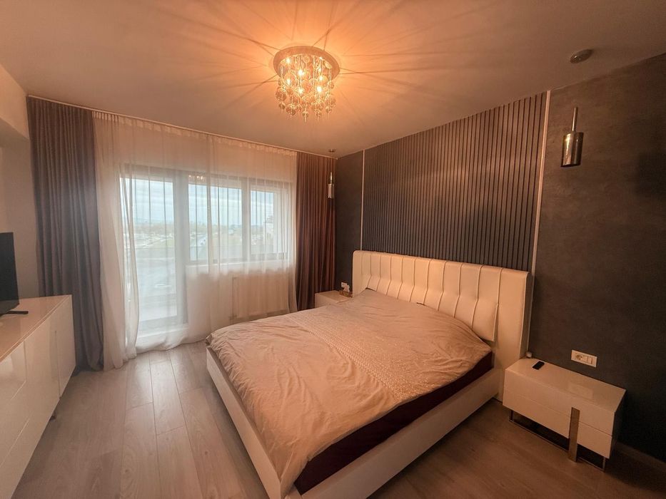 Vanzare Apartament 3 camere + loc de parcare