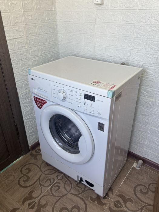 Машинка стиральная