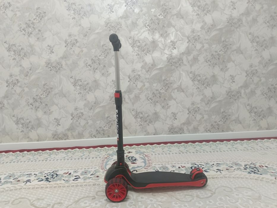 Самокат детский для девочек и мальчиков