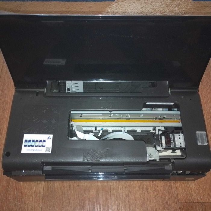 продам принтер EPSON WORKFORCE 30 SERIES на запчасти