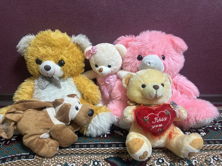 Мягкие игрушки, плюшевые мишки