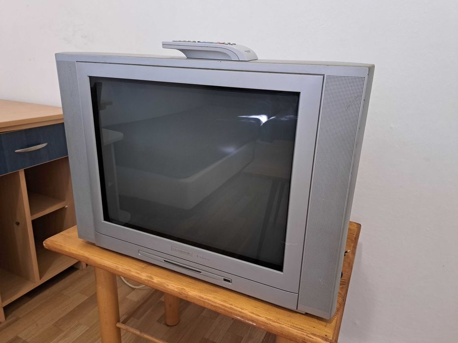 Телевизор GRUNDIG Elegance