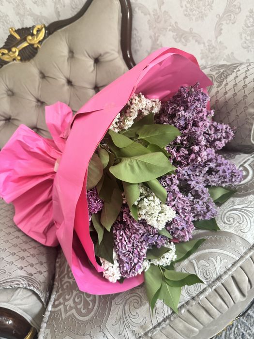 Свежая сирень букет