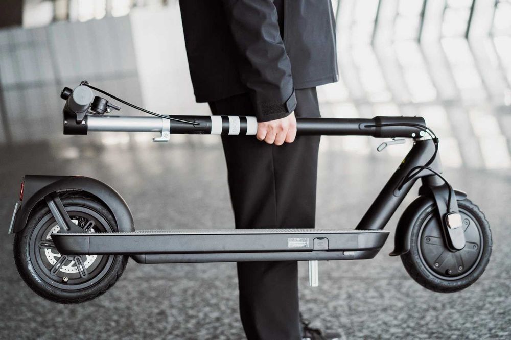 Trotineta electrica OKAI neon lite ES10 Black NOU sigilata