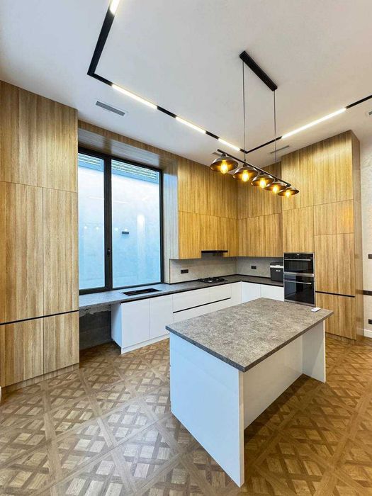 R1 Сдаётся Участок в Аренду на Мирабадском р-не, ор-р Метро Ойбек!