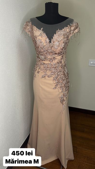 Vând rochiță de seară deosebită