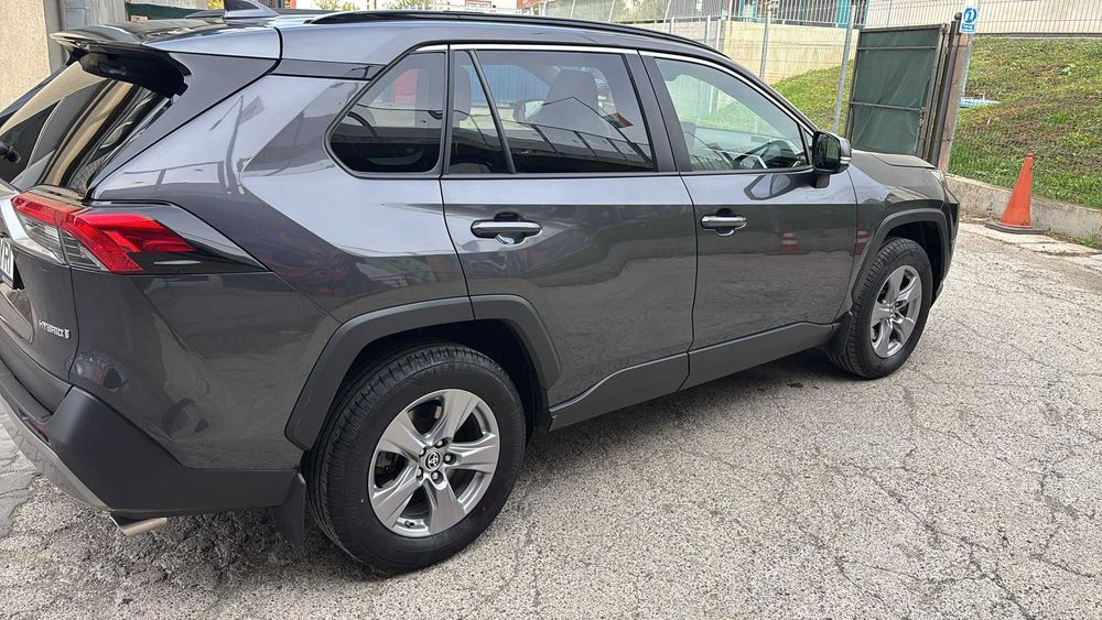 Toyota RAV-4