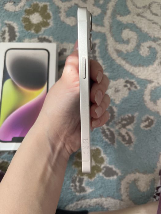 Продам iphone 14 128 gb