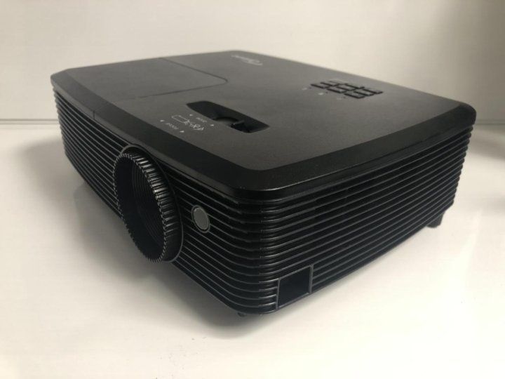 Продам проектор labwe(Optoma)