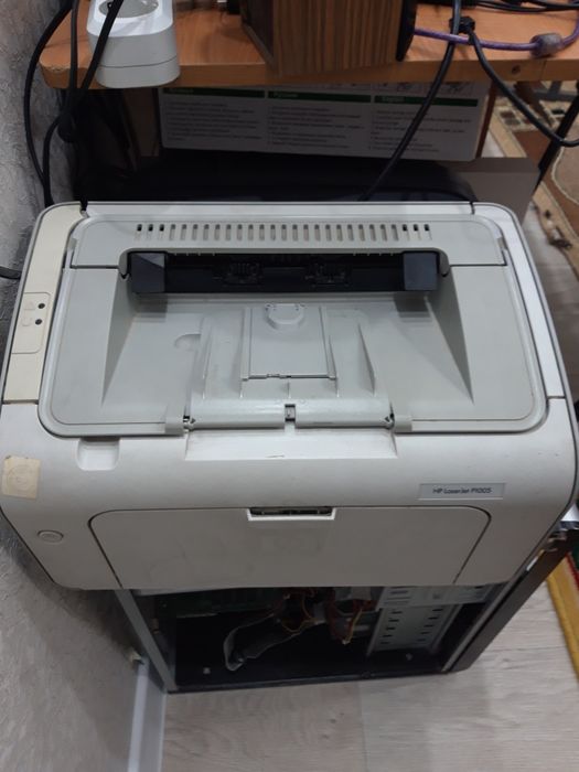 Продам принтер черно-белый, лазерный