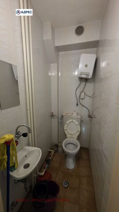 3-стаен в Плевен-9-ти квартал площ 110 цена 160000