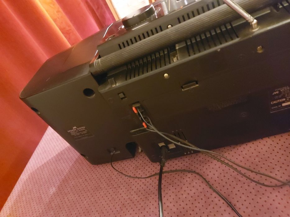 Радиокасетофон JVC PC-V66