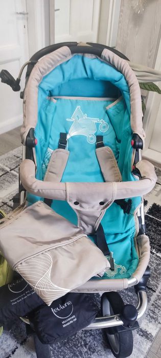 Бебешка количка 3 в 1