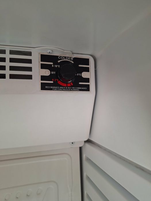 Хладилна витрина