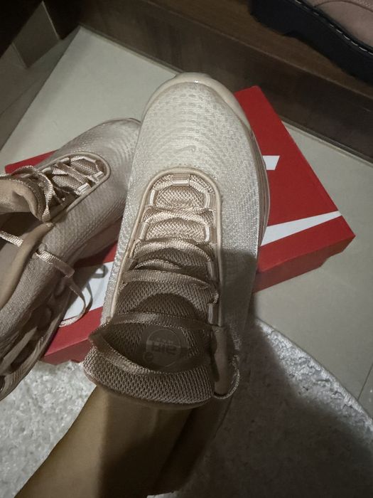 Дамски маратонки Nike air max Dn