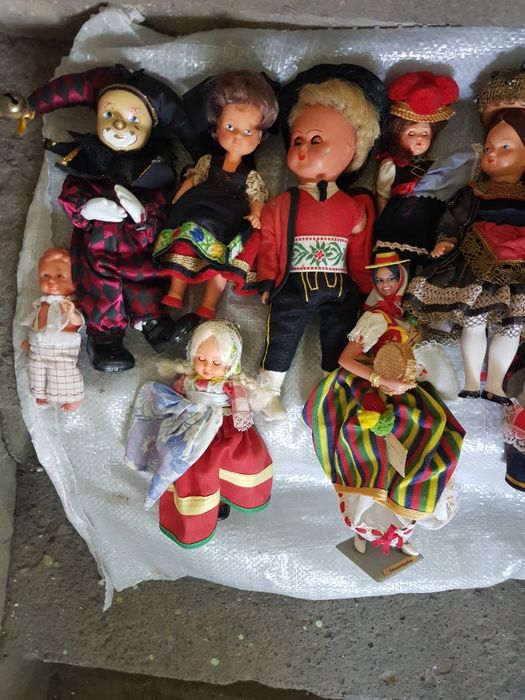 ЛОТ от детски кукли