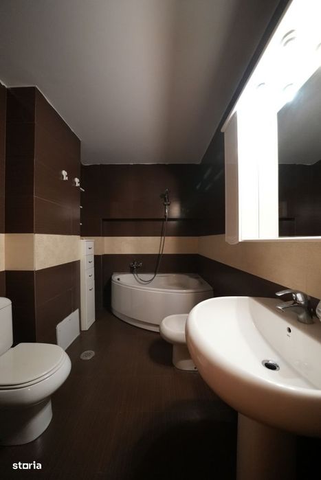 Apartament 4 camere stradal Calea Victoriei, 2 min metrou Victoriei