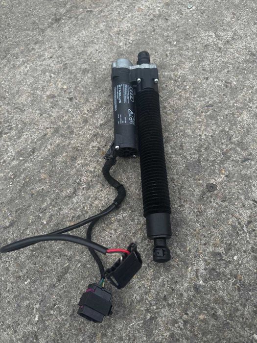 Amortizor electric haion/portbagaj Audi A6 C7 berlina cod 4G5827851B