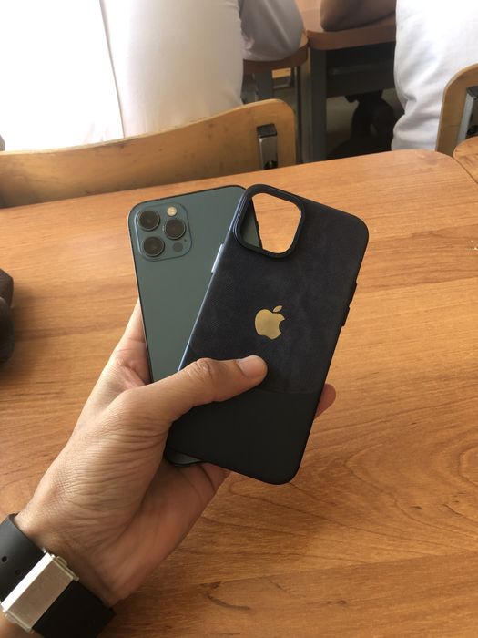 Iphone 12 pro amerika region srochna sotiladi