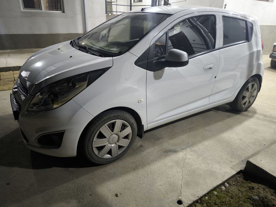 Spark 2020 yil 33.000km 1.25 L