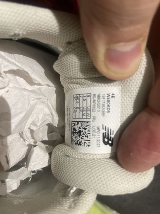 NEW BALANCE (оригинал). Новые, 40,5-й размер.