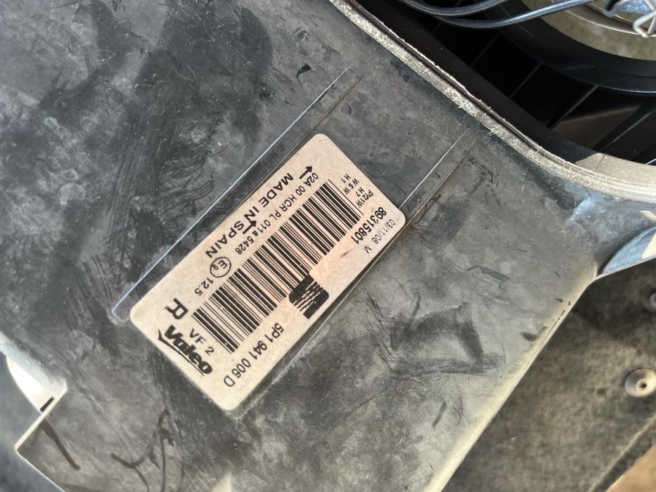 Десен фар за Seat Leon оригинален 5p1941006 d