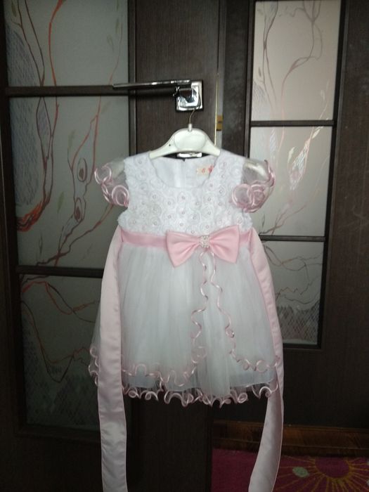 Красивое платье на девочку
