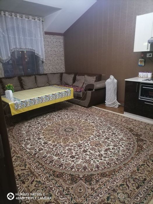 Andijon shahar, oʻzbekiston koʻchasi 3 honali uy sotiladi.