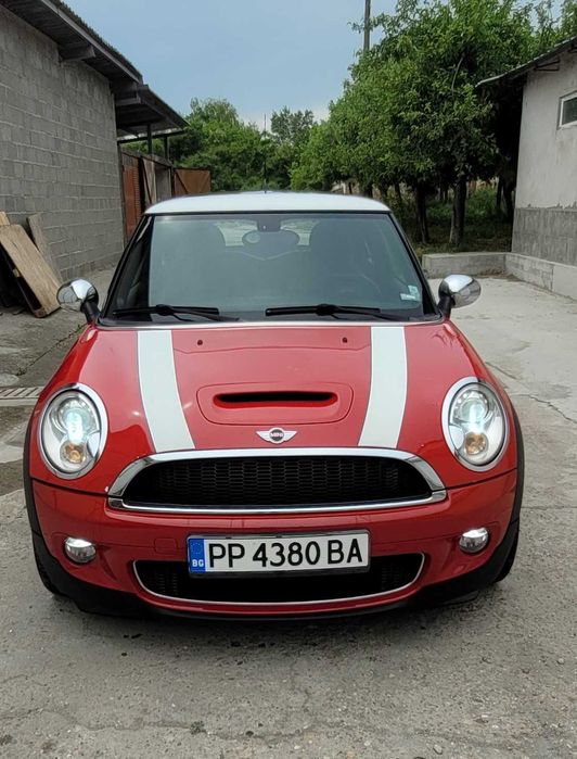 Продава се Mini Cooper S