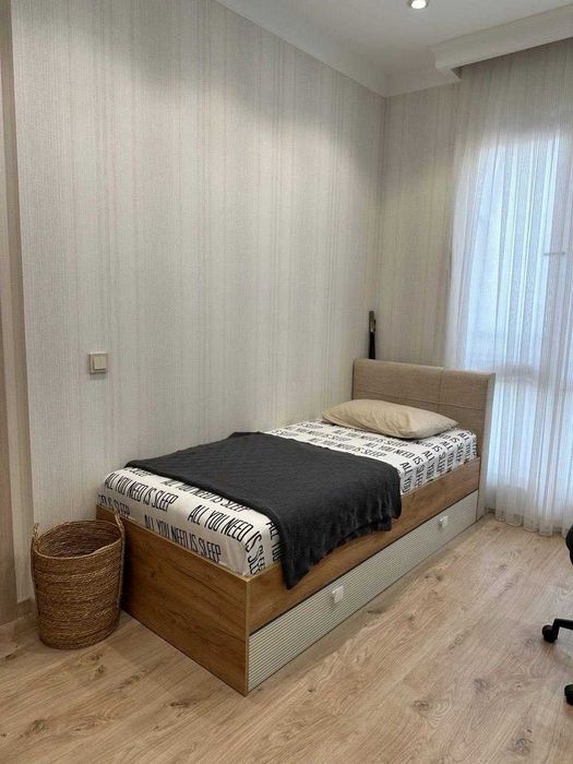 Сдаётся квартира в ЦУМе  3-ком метро Космонавтов р-н Мирабадский