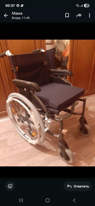 Продам инвалидную коляску