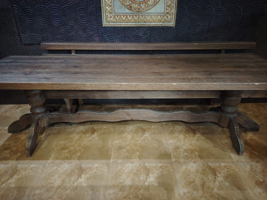 Продается стол со скамейками