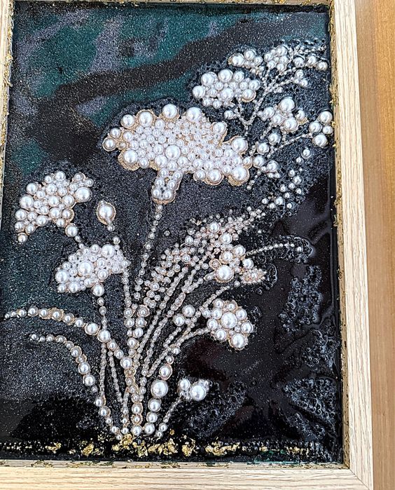 Tablou decorativ 3D cu perle, rășină epoxidică, ramă lemn