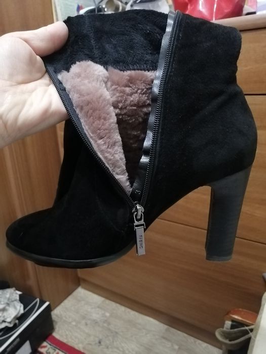 Продам сапоги замшевые