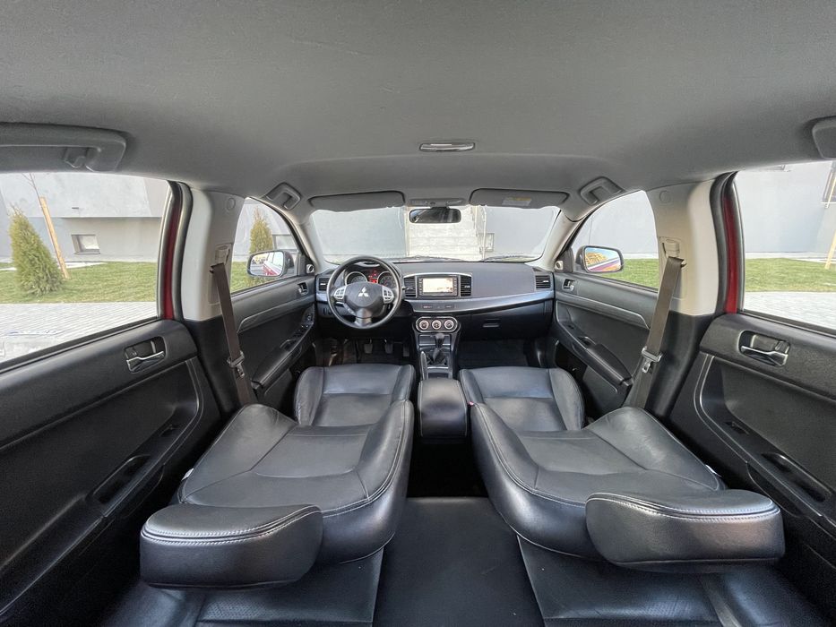 Mitsubishi Lancer Sportback 1.8 Benzina•140Cp•Keyless•Navigatie•Xennon