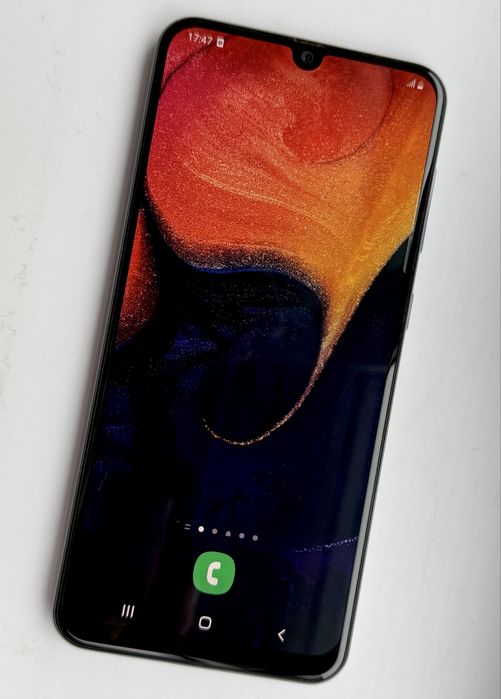 Продам Samsung A50