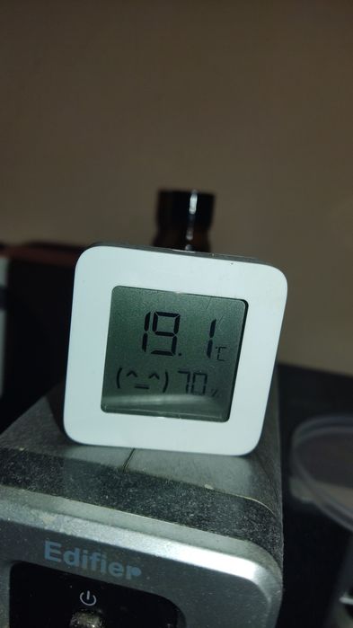 термогигрометр с датчиком