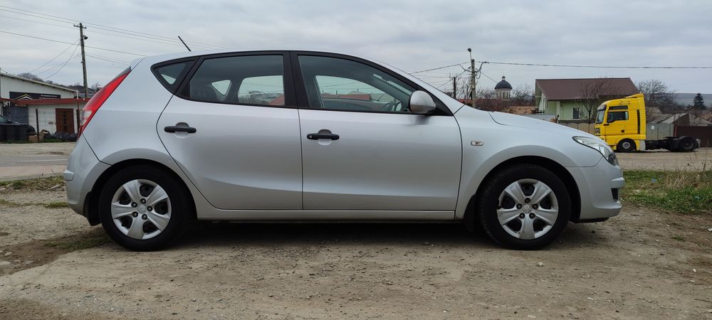 Hyundai i30,benzină, hatchbac