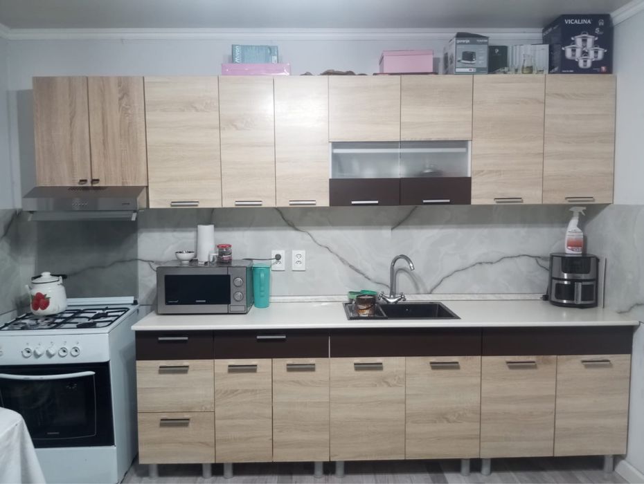 Продаёться кухонный гарнитур б/у