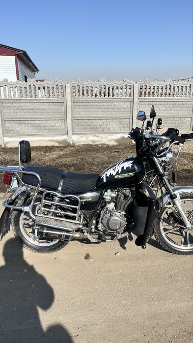 GSX200 мотоцикл.