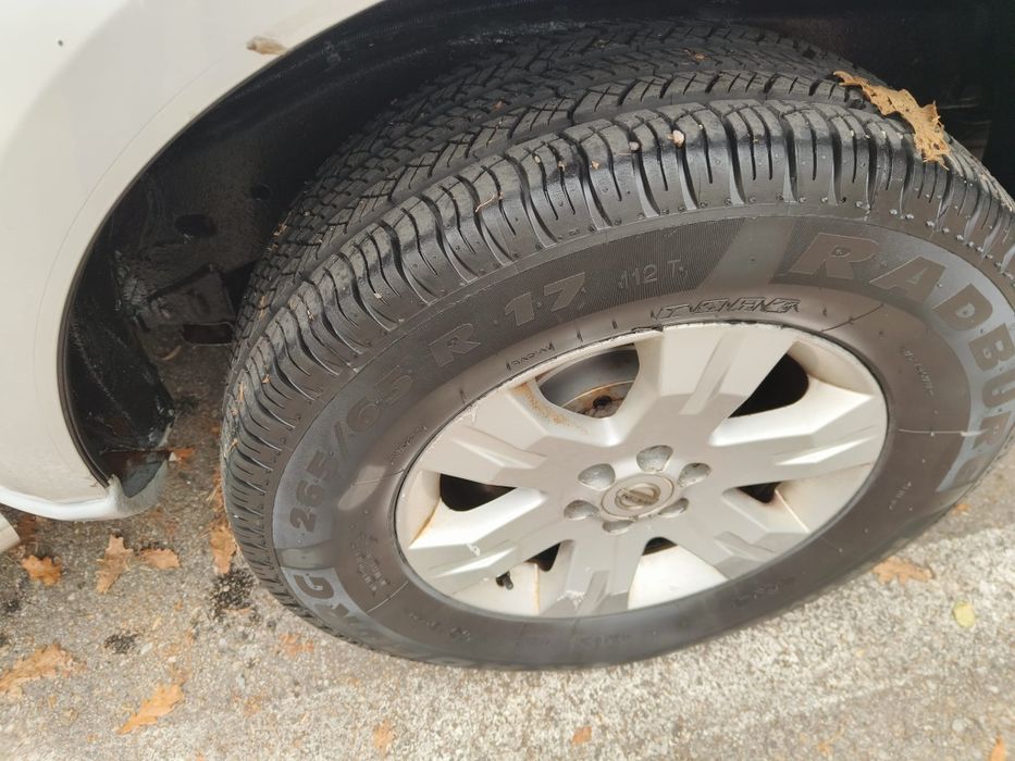 Nissan Pathfinder R51 ( variante auto)