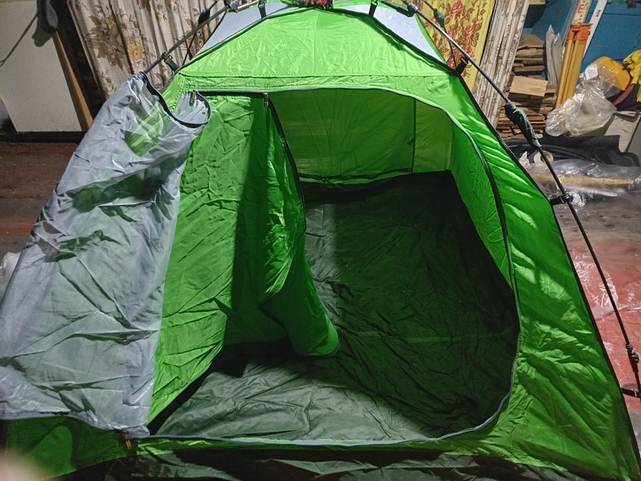 Палатка. Двуслойная.