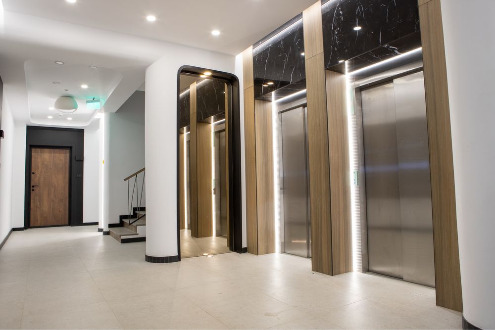 Inchiriez apartament 3 camere Prima Urbana 3 cu loc de parcare