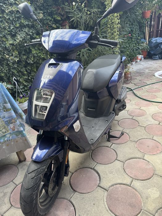 Vand sau inchiriez scutere , proprietar 2018,2016