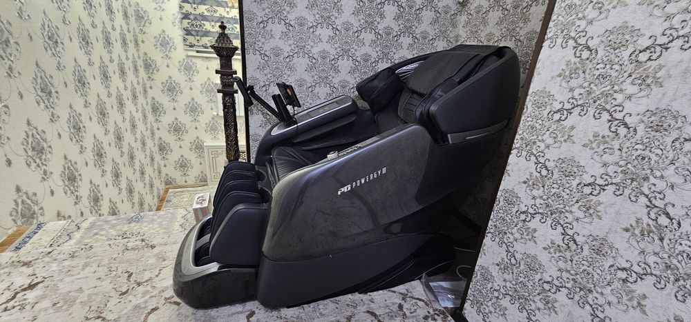 Массажный кресло Powergym G7 сатылады. 12 түрли массажы бар.